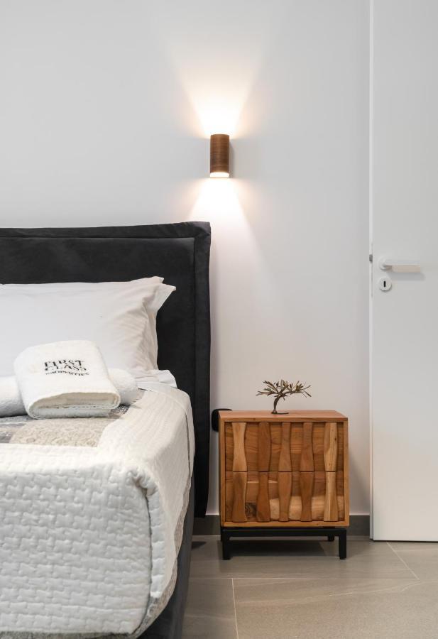 Glyfada Gallery Apartment Αθήνα Εξωτερικό φωτογραφία